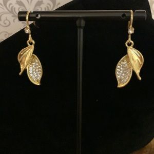 4/$20 NIP Golden Leaf Rhinestone Earrings